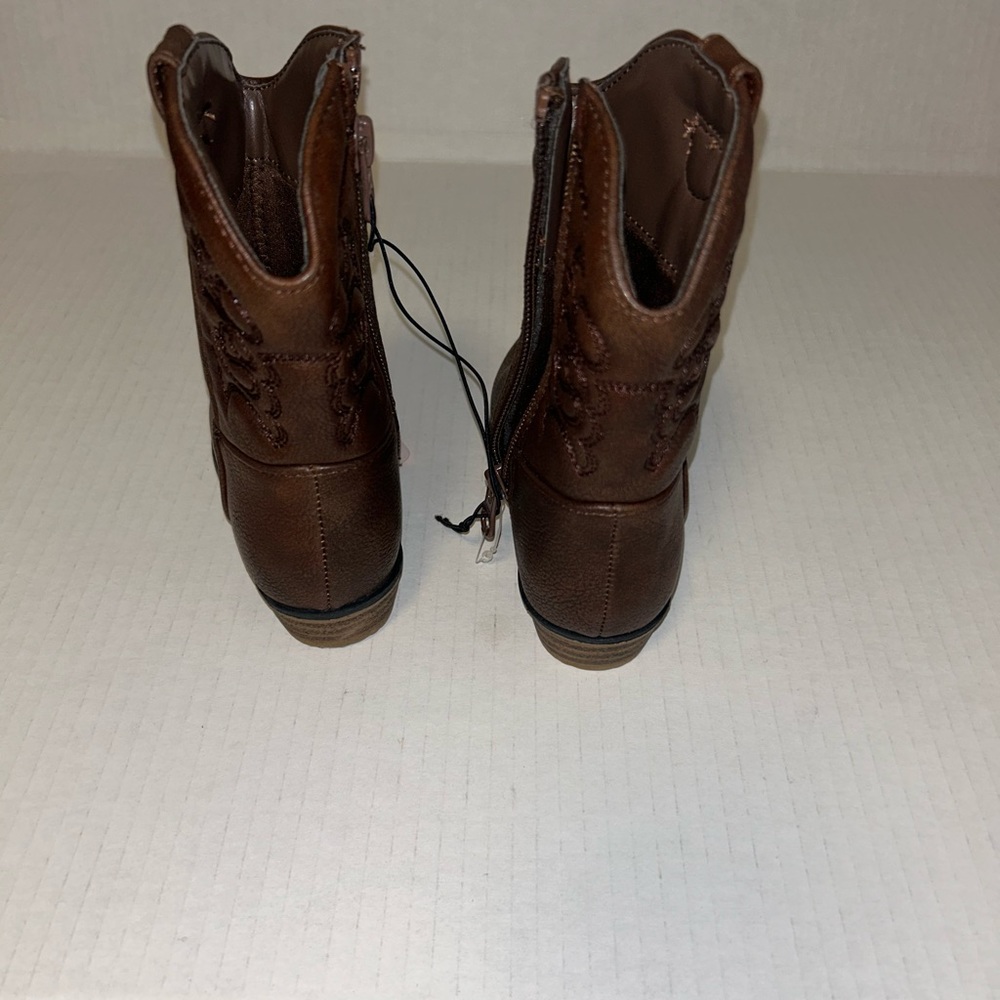 boots for girls Cat and Jack - Picture 2 of 8